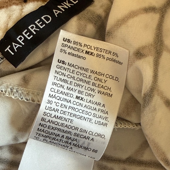 NWOT White House Black Market Black White Brown Paper bag Pocket Pants L - Picture 8 of 8